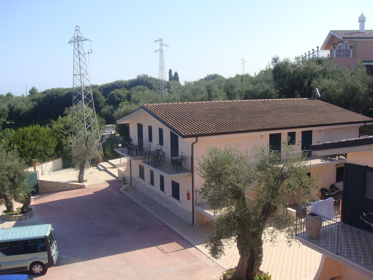 Residence La Cappella Del Convento Rodi Garganico Kültér fotó